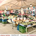 Terrazza Storica A ラッパロ
